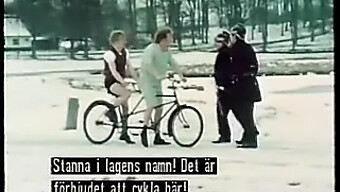 Klasyczny Trójkąt W Klasycznym Filmie Porno Z 1970 Roku