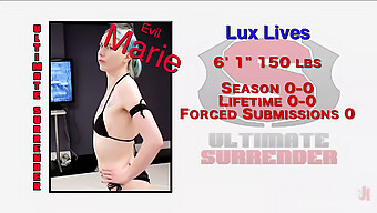 Lux Lives' Domination And Facesitting Fetish