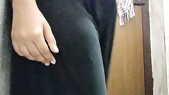 Bhabhi Wordt In Saree Geneukt In Een Amateur Indiase Video