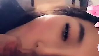 Asian Girl Performs Oral Sex On Snapchat