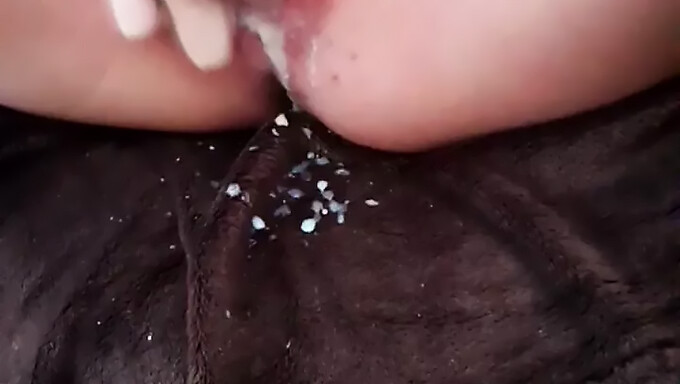 El creampie accidental de la hermanastra lleva a múltiples orgasmos