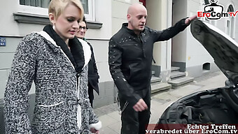 Deutsche Blonde Für Public Dreier Mit Doppeleinstieg Abgeschleppt