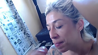 Sexo Oral Leva A Finalização Facial Em Vídeo Hd