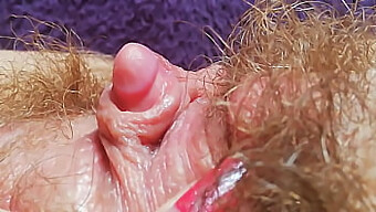 Experiencia Intensa En Pov De Masturbación Con Gran Clítoris Y Orgasmo Con Squirting