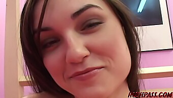 Sasha Grey สนุกกับการเล่นทางทวารหนักกับผู้ชายที่มีฐานะดี