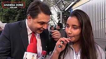 Un Vídeo Bizarro Con Una Teen Mexicana Y Andrea Dipre