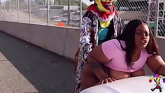 Gibby The Clown Engages In Public Sex With A Curvy Woman On A Well-Known Highway In Atlanta, Georgia